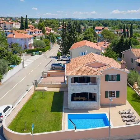 Elize Holiday home
