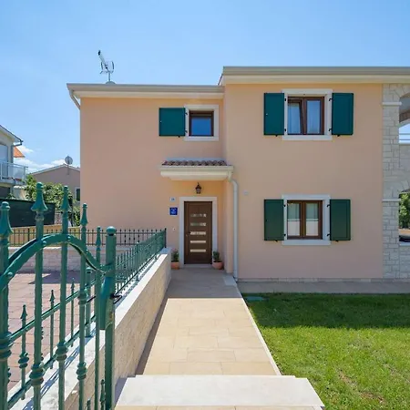 Holiday home Elize
